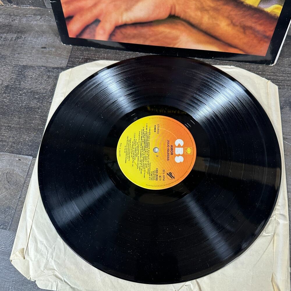 JULIO IGLESIAS - Amor LP - CBS 25103 UK PRESS - - Picture 8 of 10